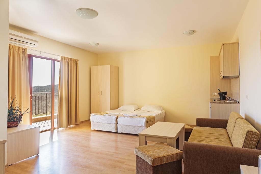 Serena Residence Aparthotel Sozopol Bilik gambar